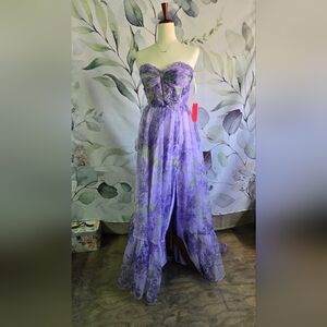 JULES & CLEO | Floral Organza Ball Gown in Purple sz 6